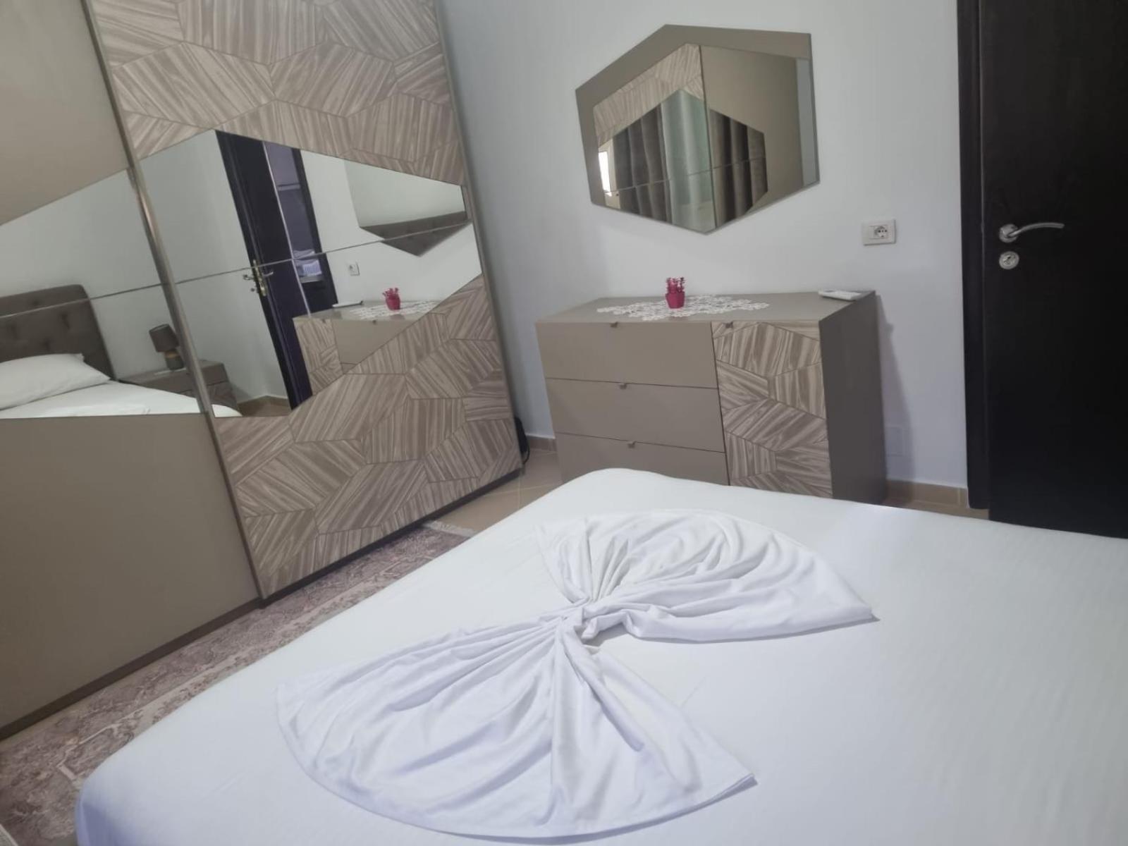 Vila Megi-Rent Room Vlore Ngoại thất bức ảnh