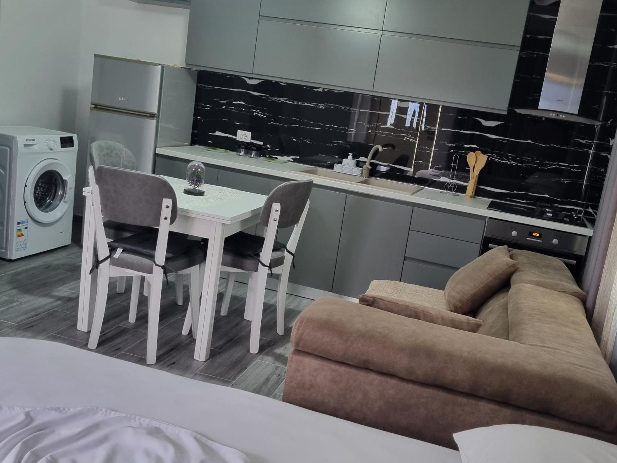 Vila Megi-Rent Room Vlore Ngoại thất bức ảnh